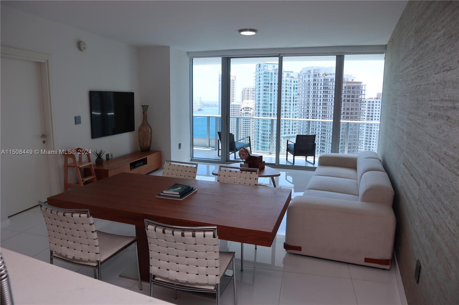 200 Biscayne Boulevard Way # 3205
