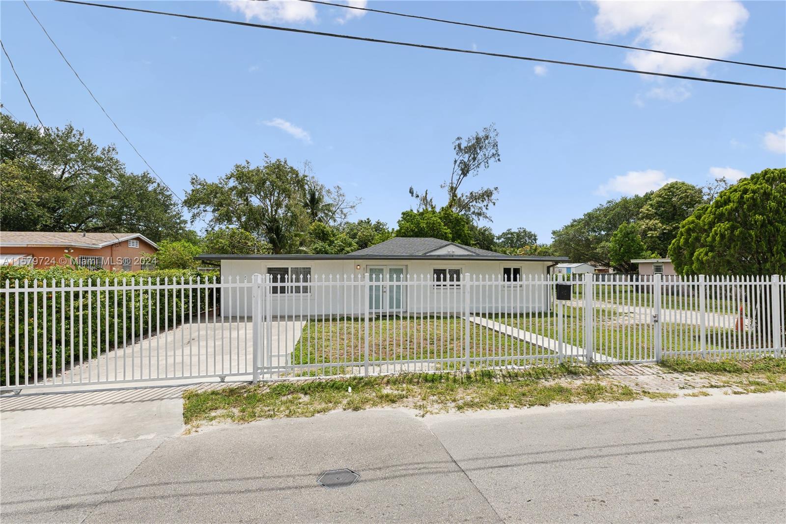 8745 NW 21st Ave