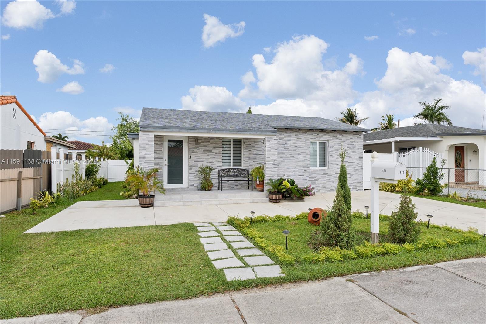 3671 NW 18th Ter