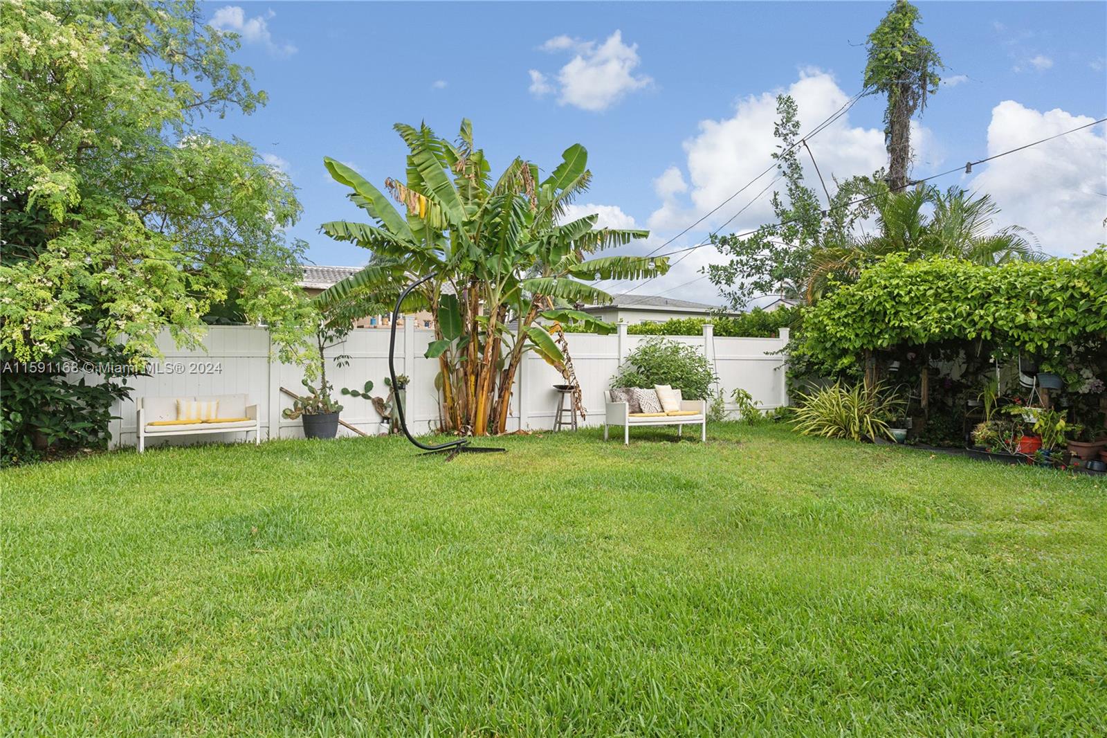 3671 NW 18th Ter
