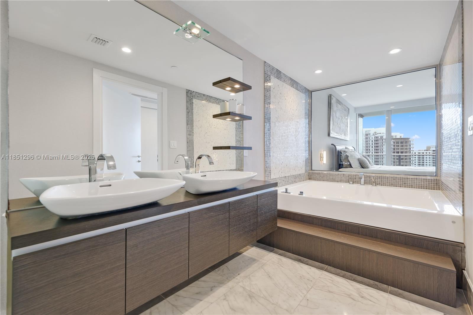 200 Biscayne Boulevard Way # 3207