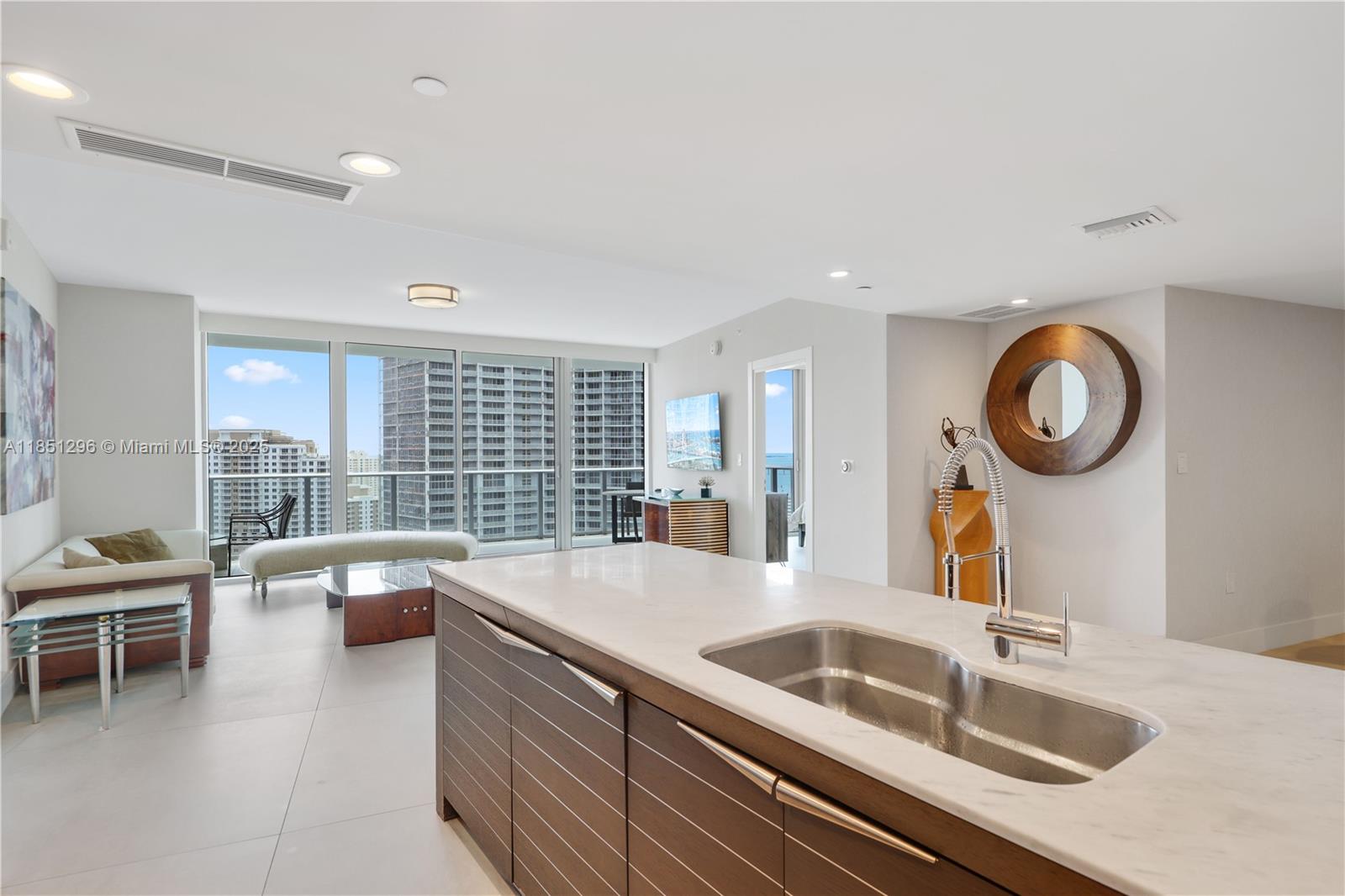 200 Biscayne Boulevard Way # 3207