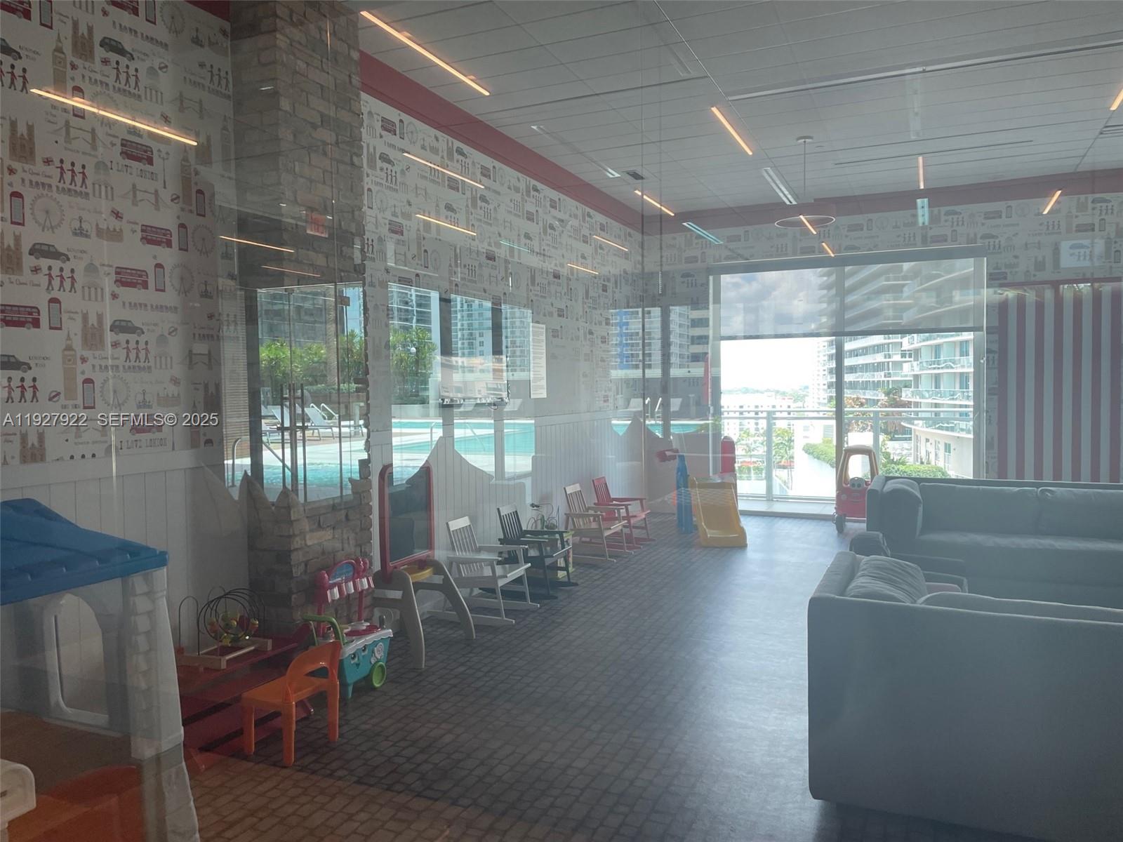 1080 Brickell Ave # 1607