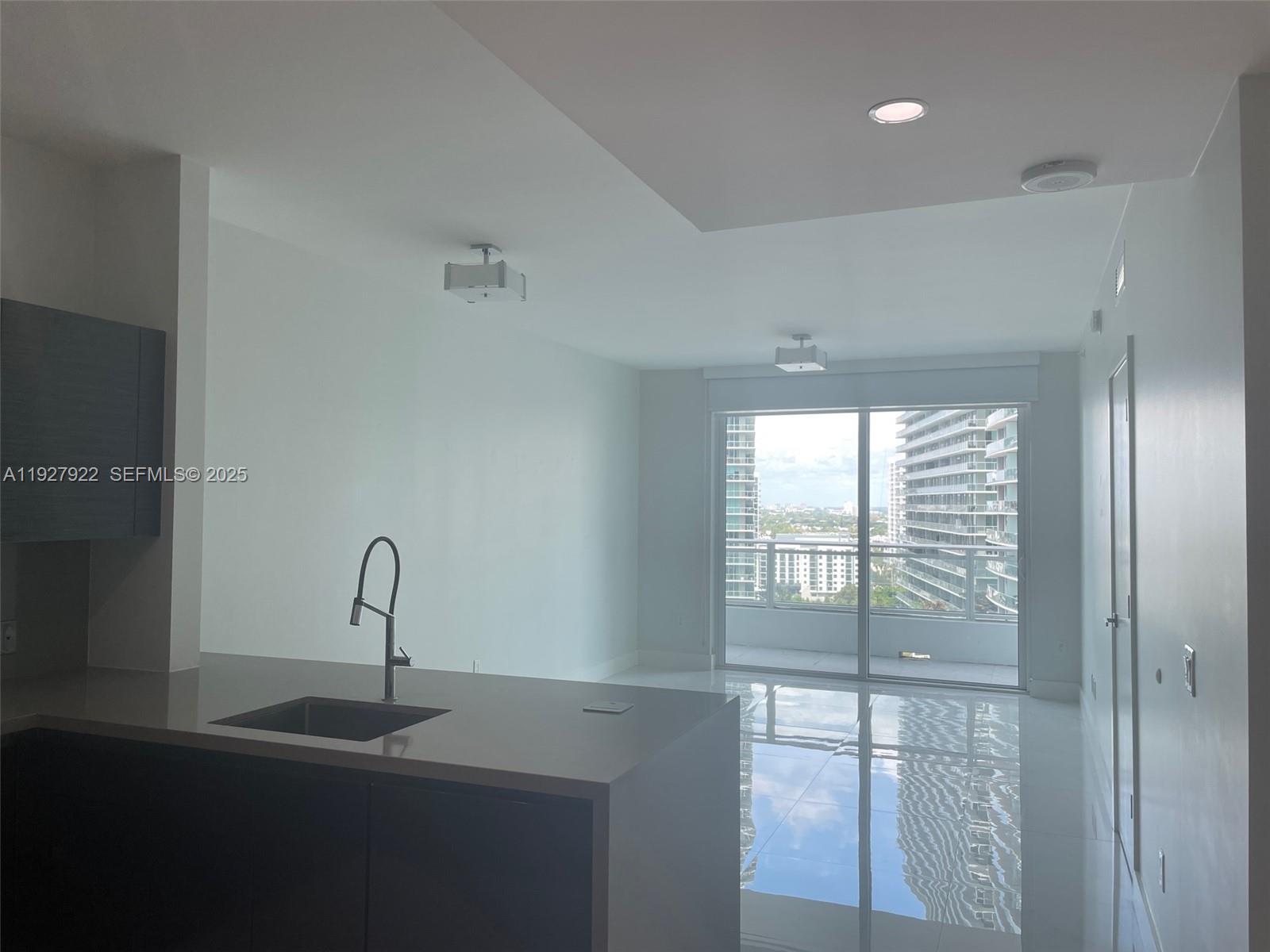 1080 Brickell Ave # 1607