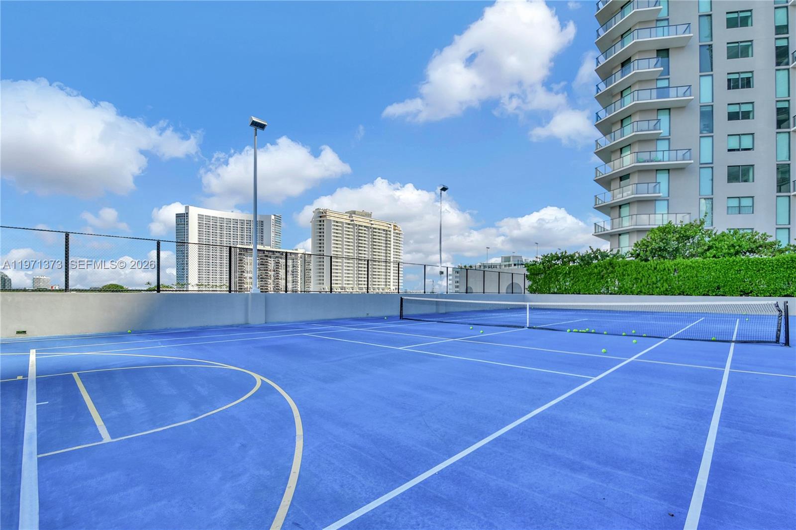 501 NE 31st St # 203