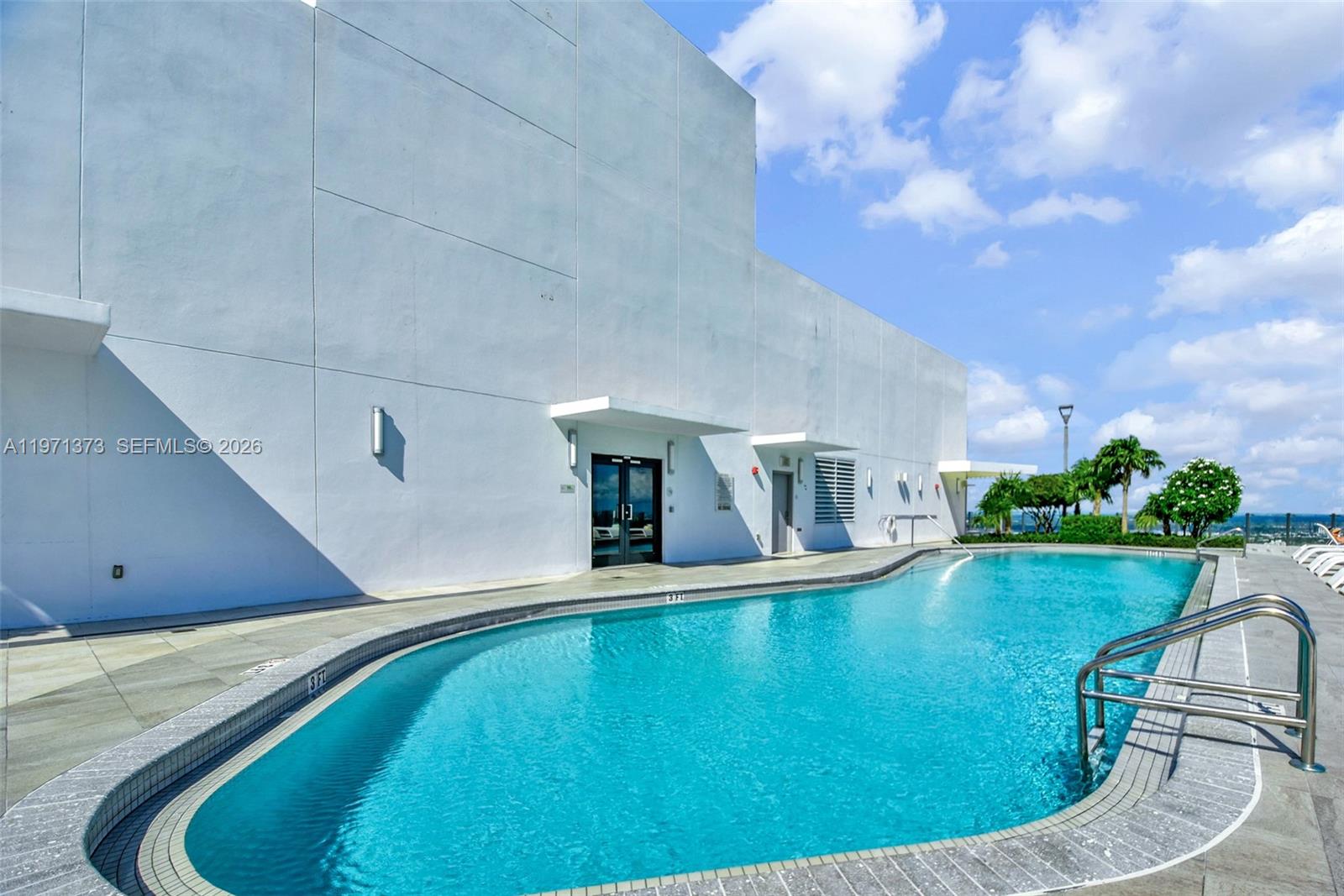 501 NE 31st St # 203