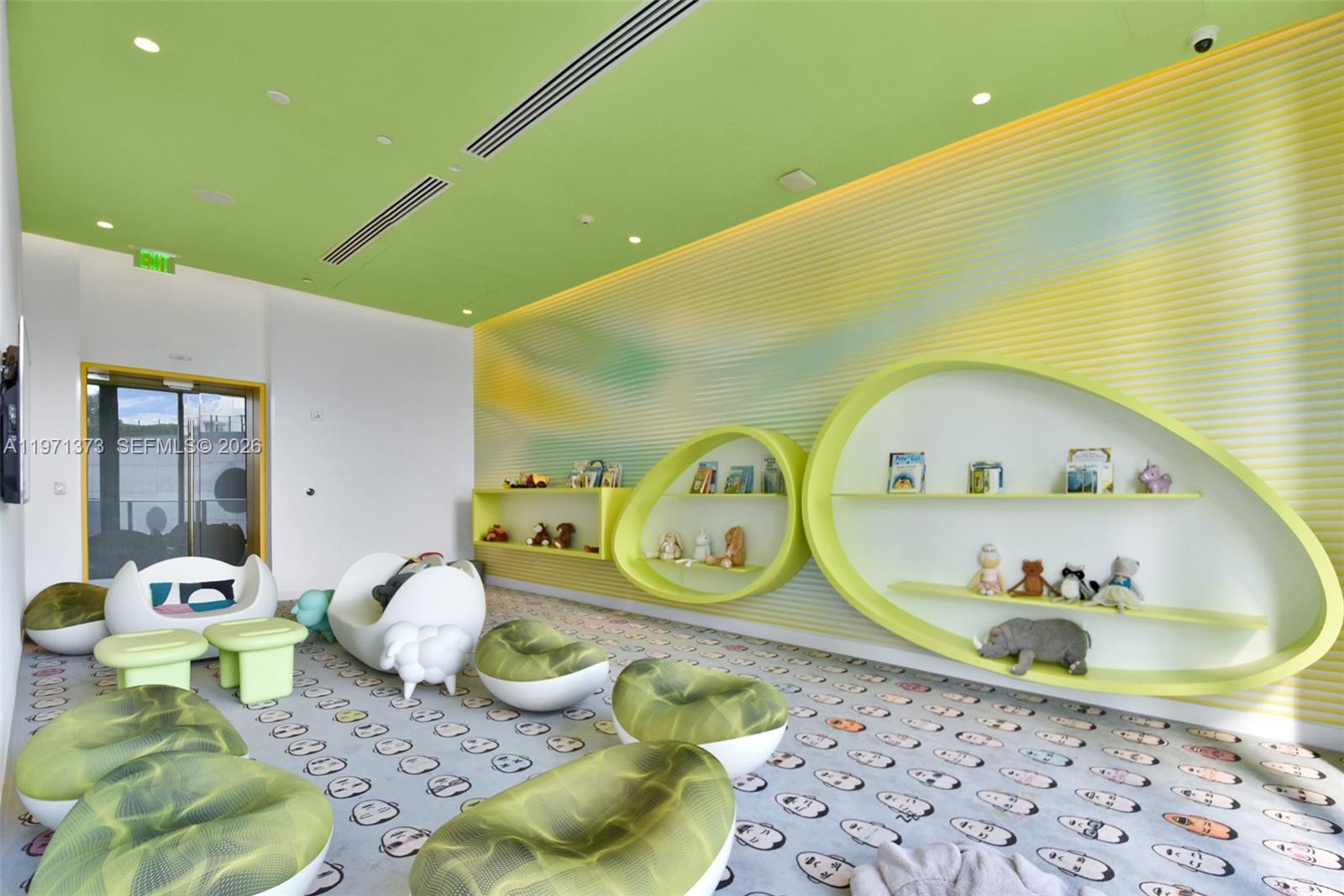 501 NE 31st St # 203