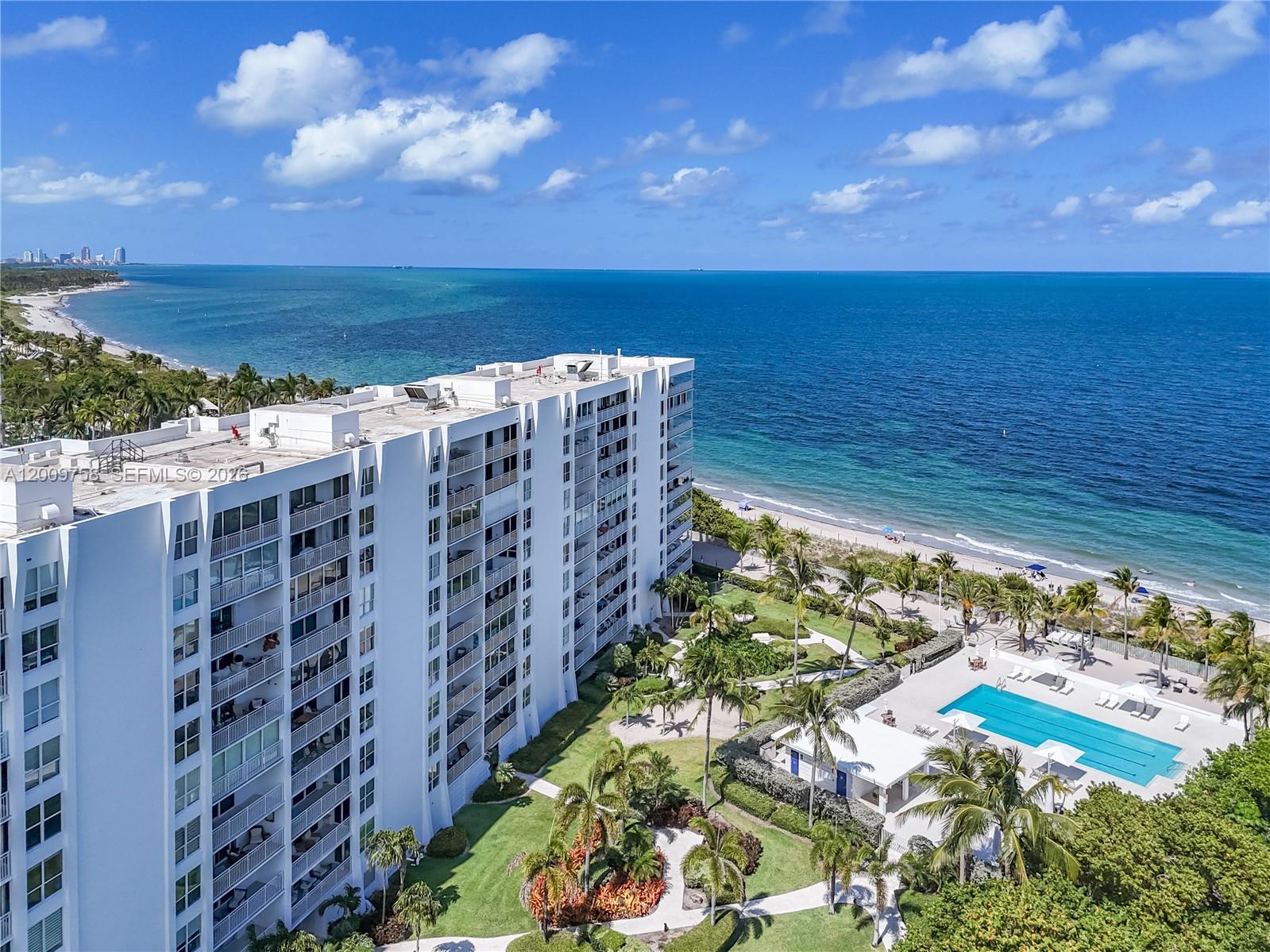605 Ocean Dr # 7L