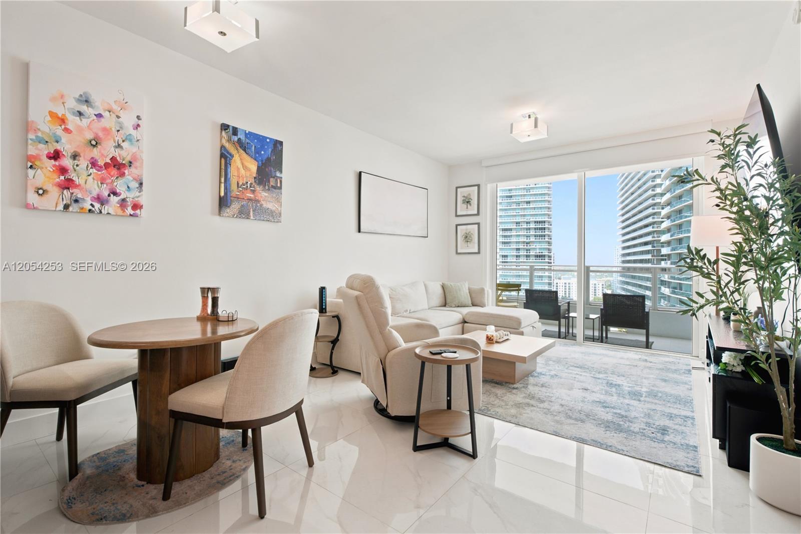 1080 Brickell Ave # 1607