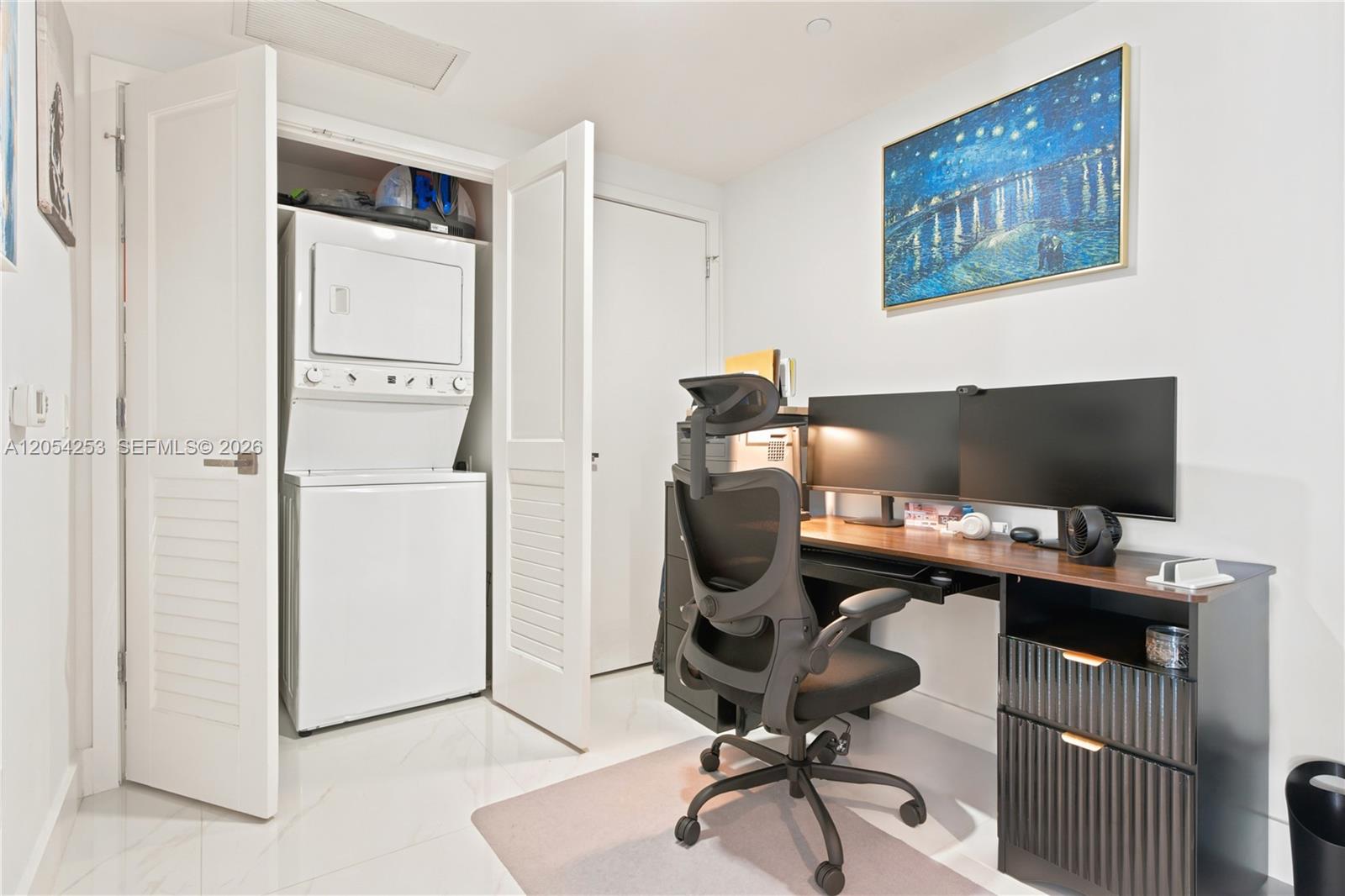 1080 Brickell Ave # 1607