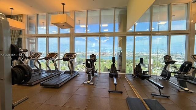 50 Biscayne Blvd # 3109