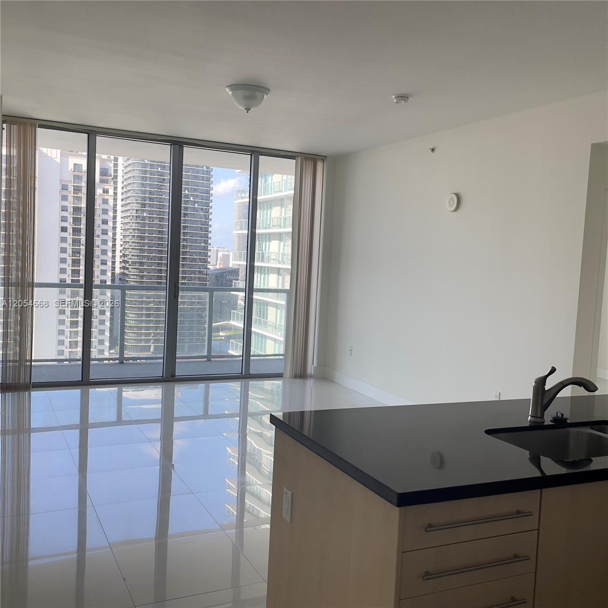 79 SW 12 ST Unit: 3011-S