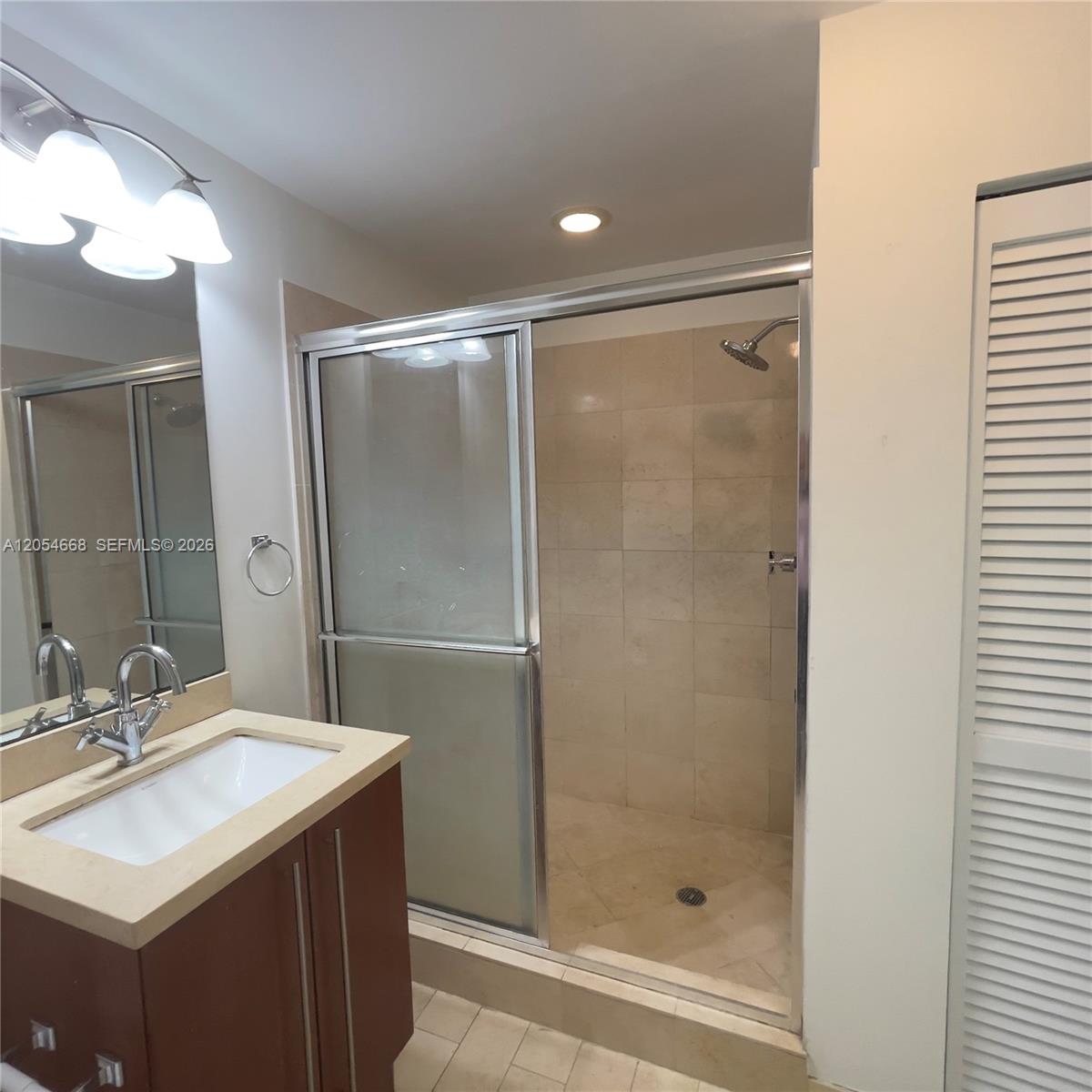 79 SW 12 ST Unit: 3011-S