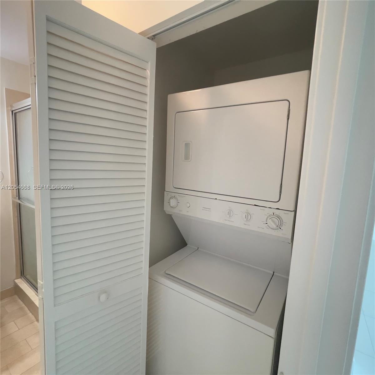 79 SW 12 ST Unit: 3011-S