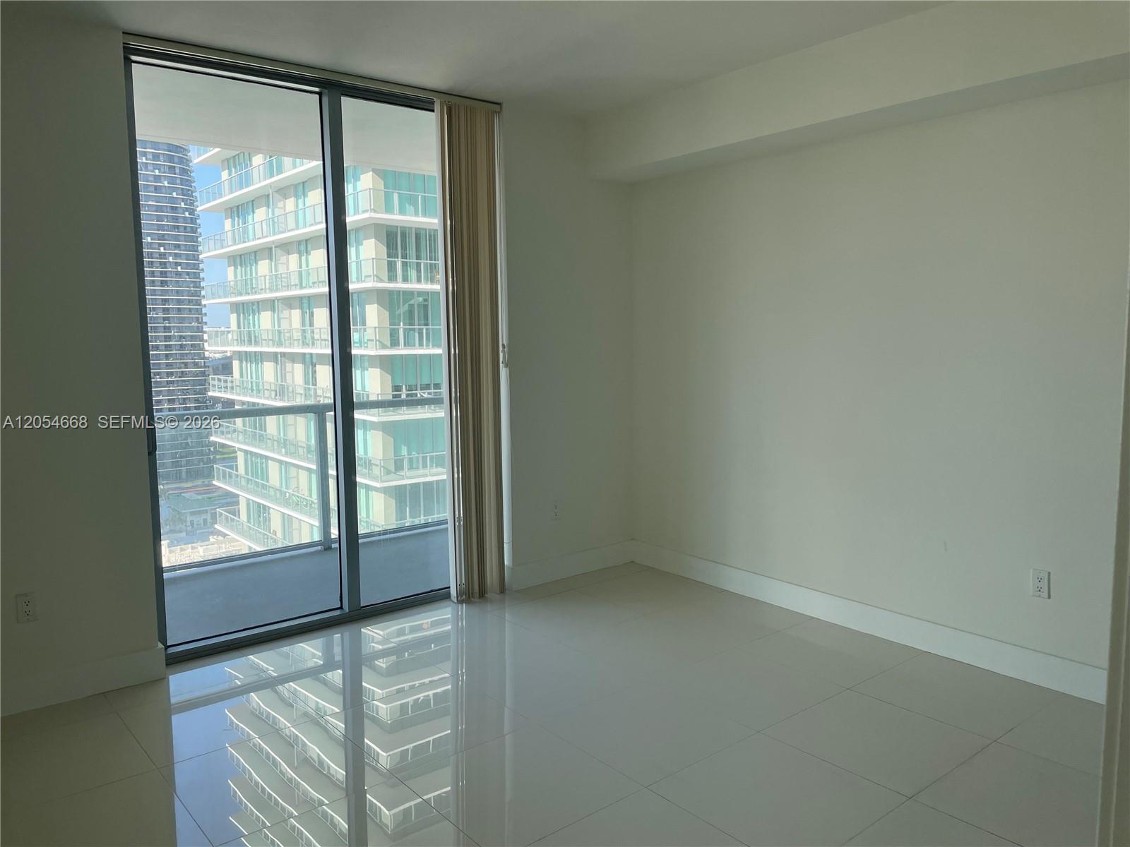 79 SW 12 ST Unit: 3011-S