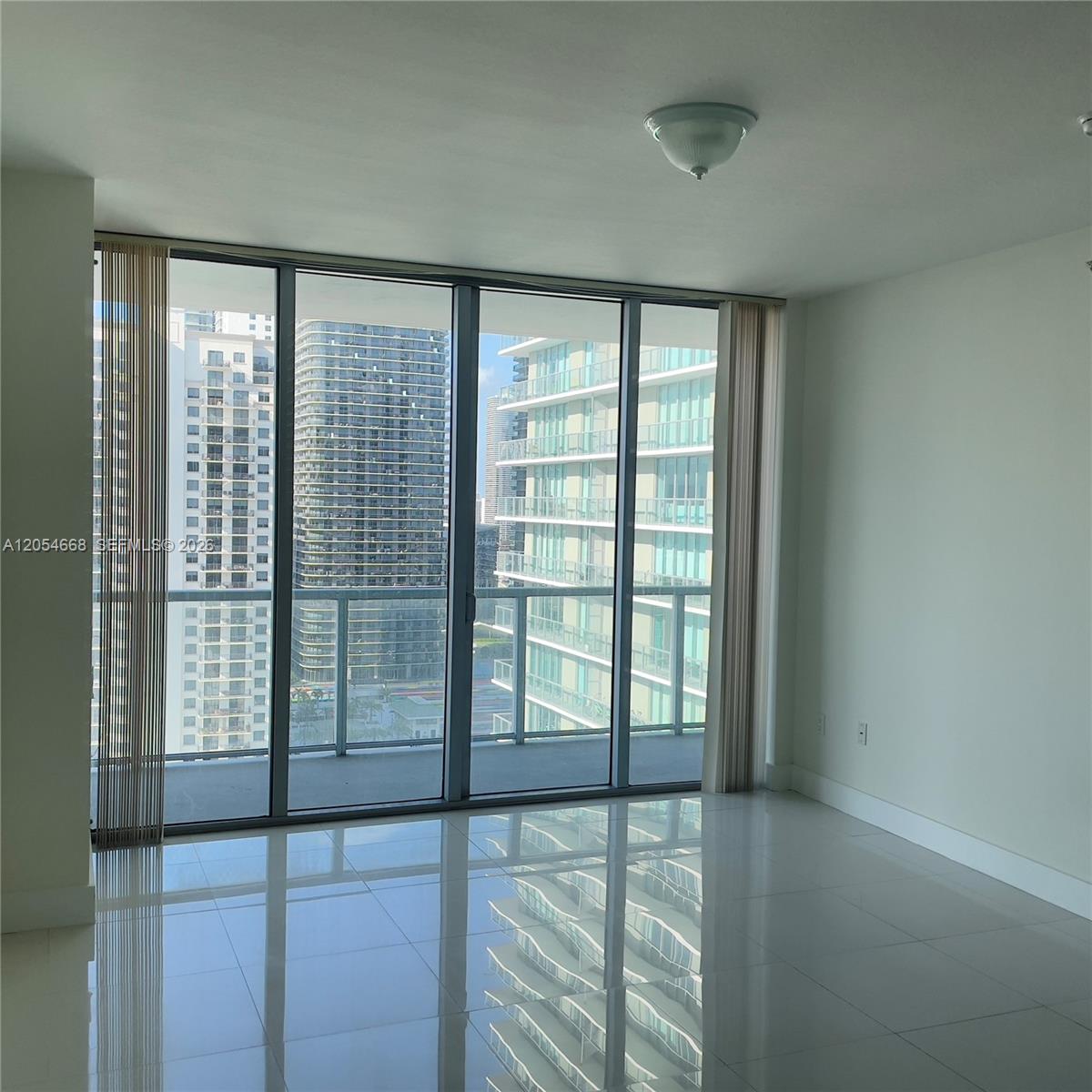 79 SW 12 ST Unit: 3011-S