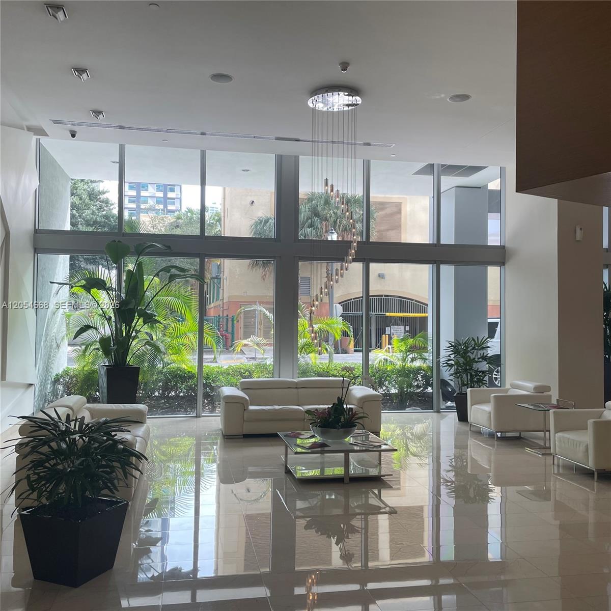 79 SW 12 ST Unit: 3011-S
