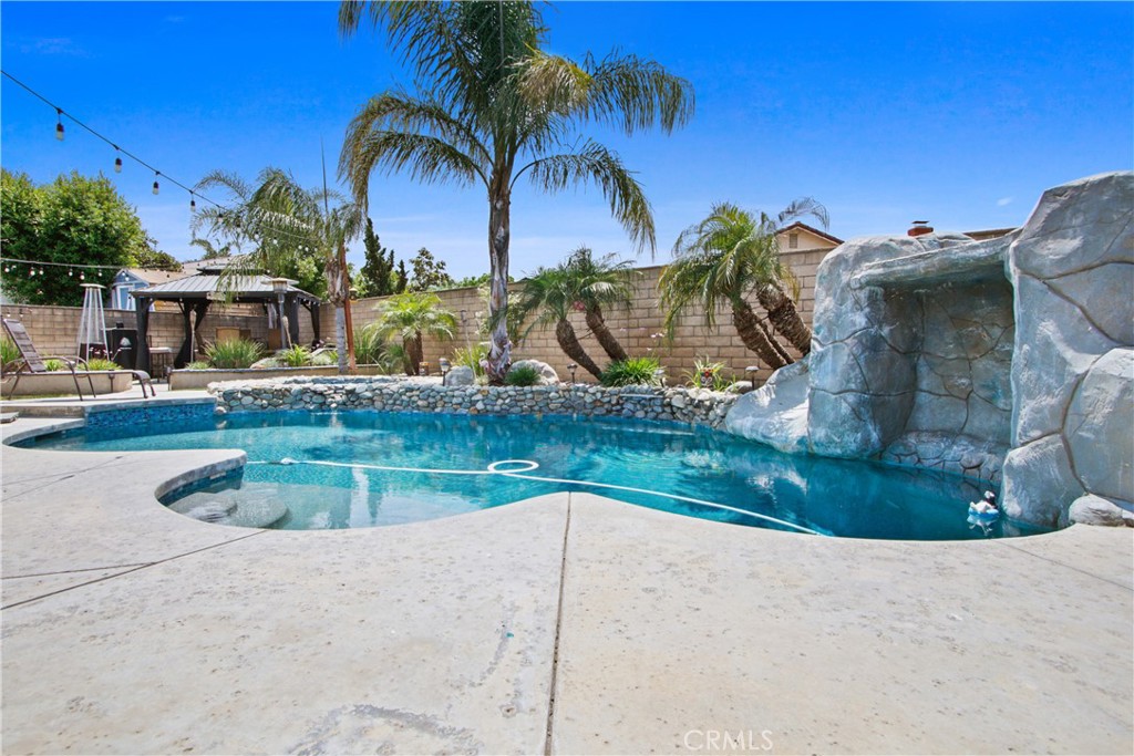 2878 S Lassen Avenue