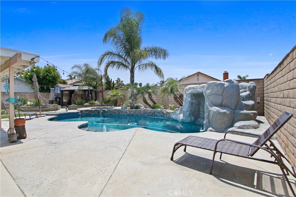 2878 S Lassen Avenue