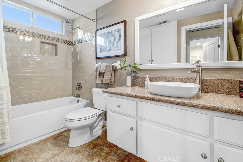 8431 Hawthorne Street