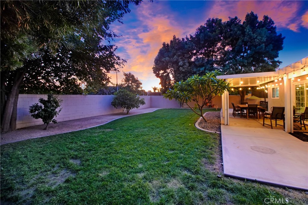 8431 Hawthorne Street