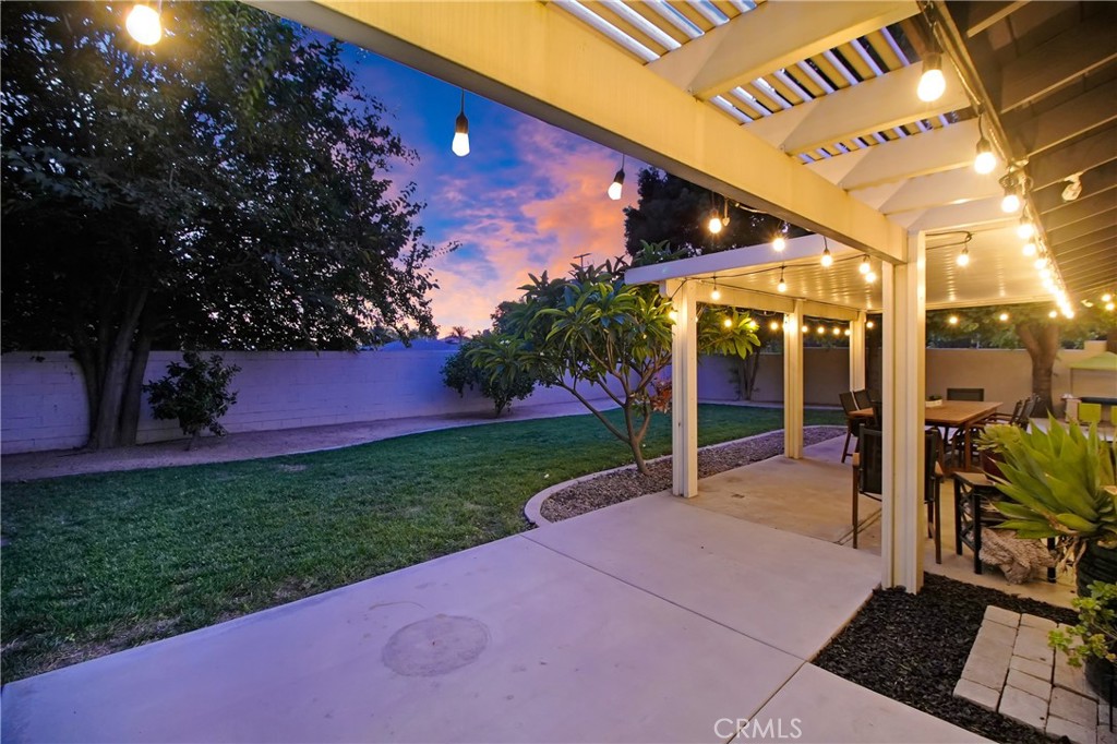 8431 Hawthorne Street