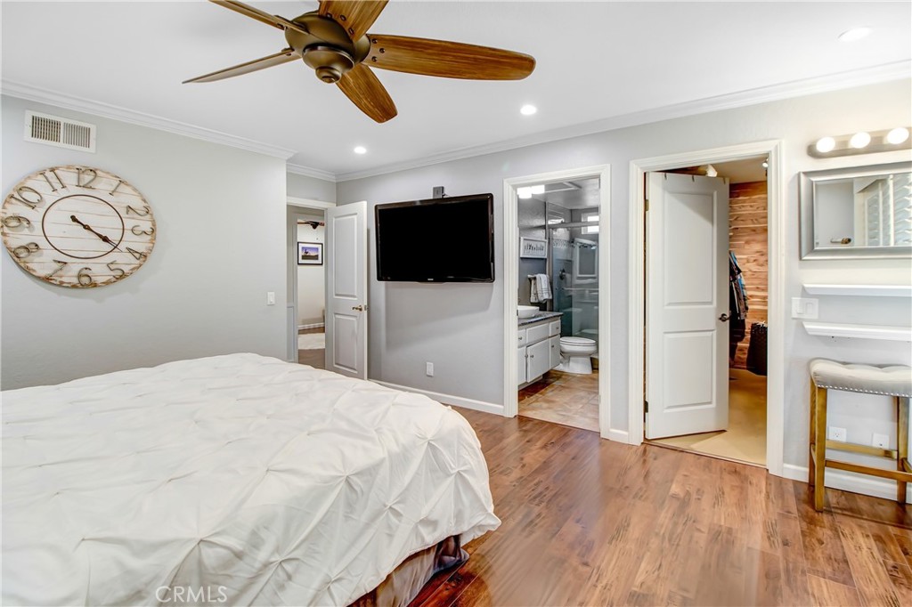 8431 Hawthorne Street