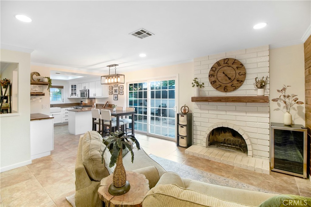 8431 Hawthorne Street