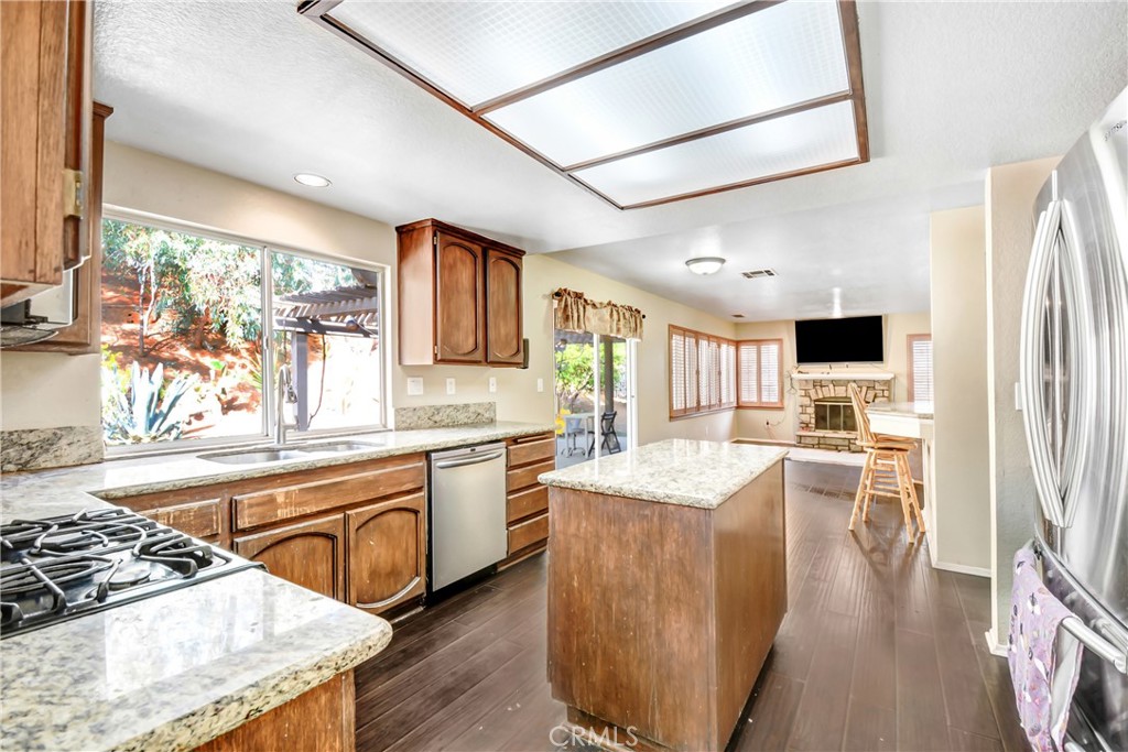 10001 Deep Canyon Road