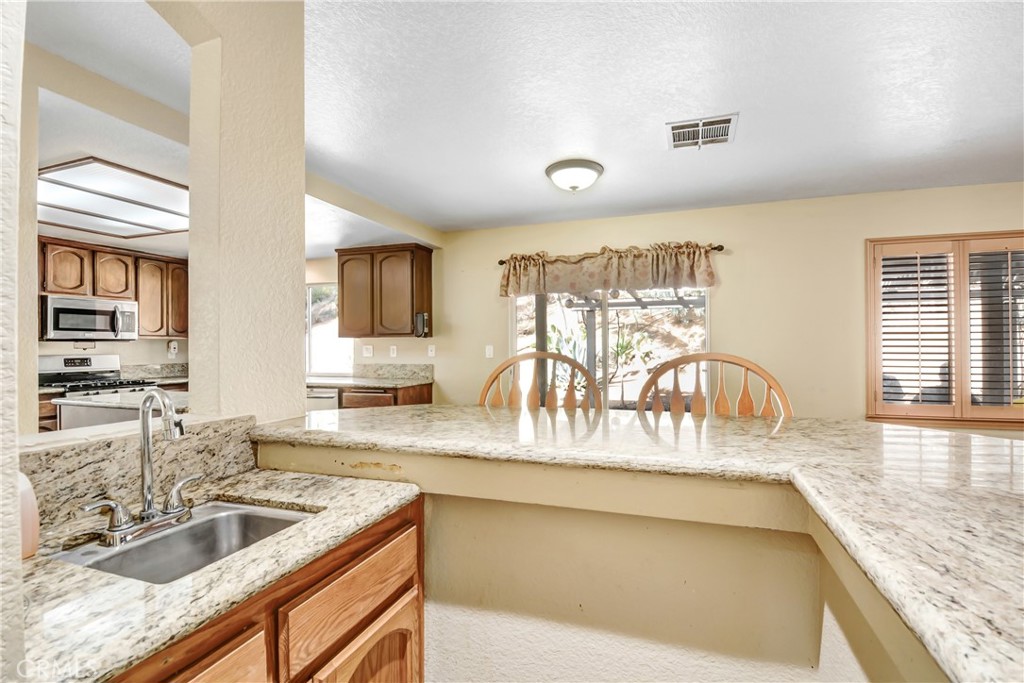 10001 Deep Canyon Road