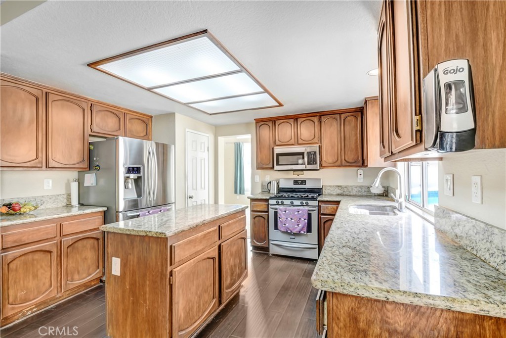 10001 Deep Canyon Road