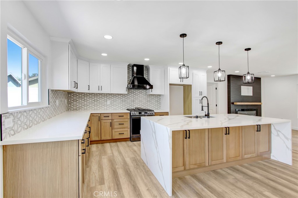 1009 Kirkwood Avenue