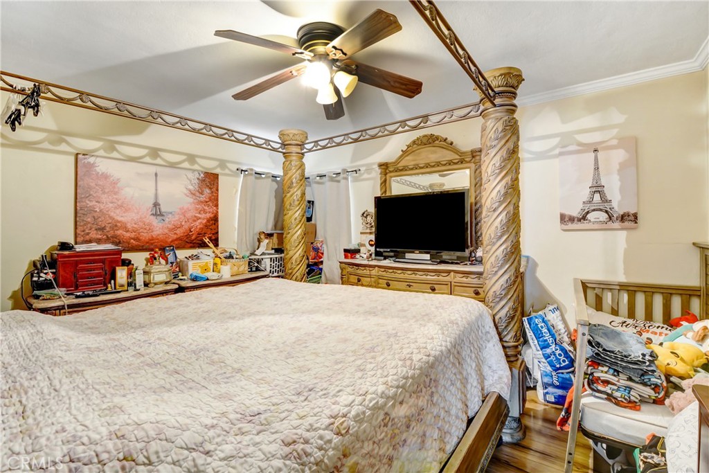 8451 Cottonwood Avenue