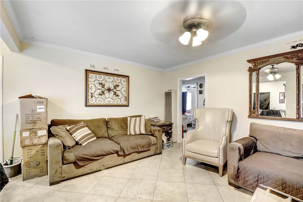 8451 Cottonwood Avenue