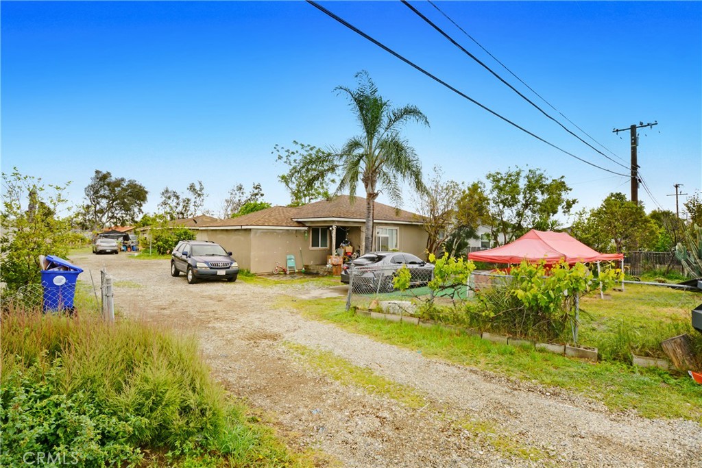 8451 Cottonwood Avenue