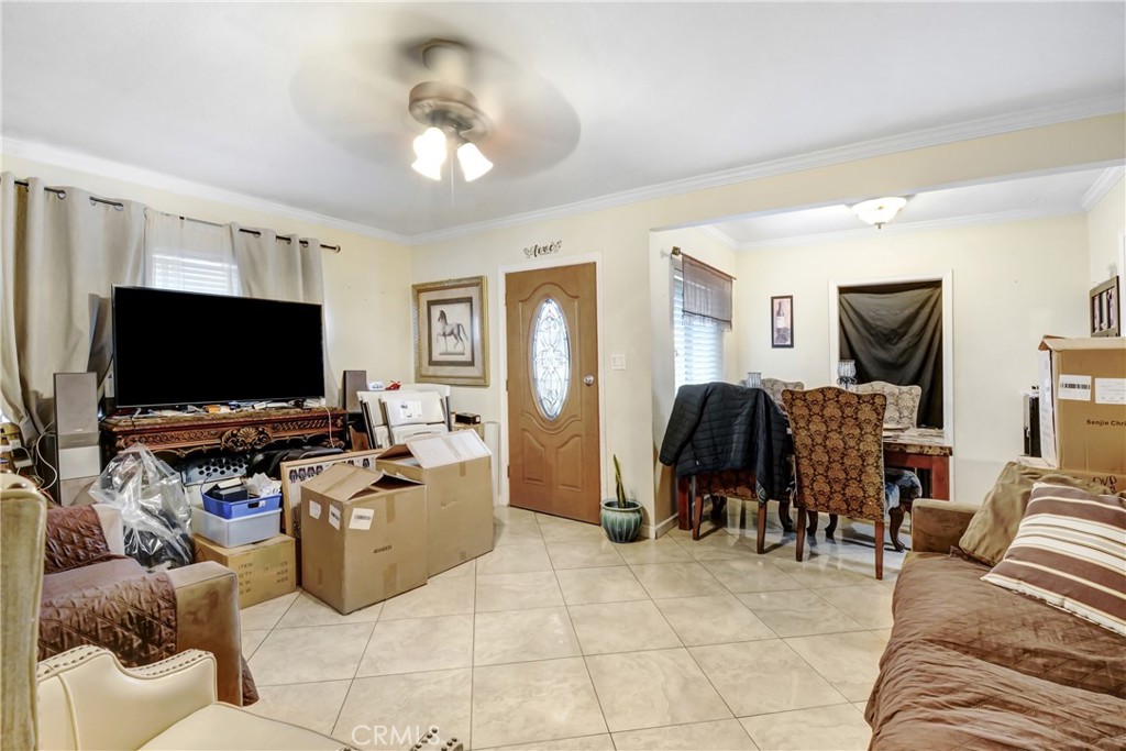 8451 Cottonwood Avenue