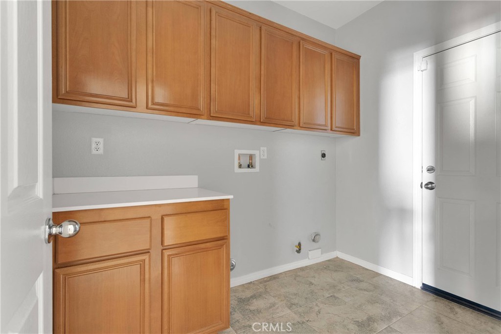 13204 Monrovia Street