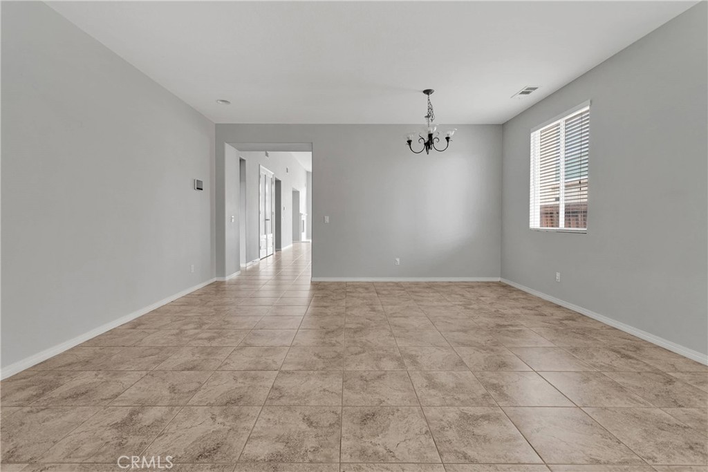 13204 Monrovia Street