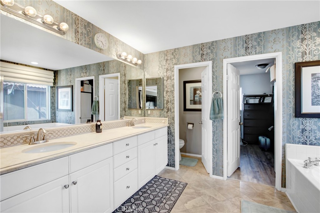 11543 Sky Pointe Drive