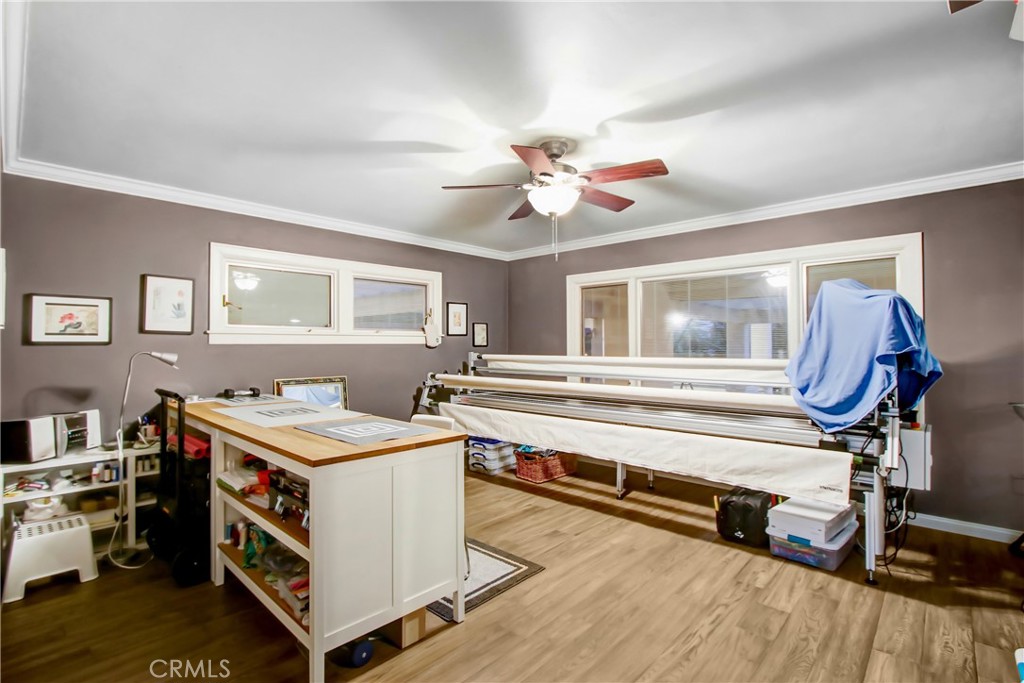 8800 Avenida Miravilla