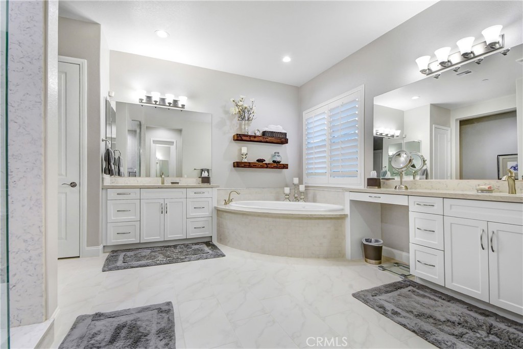 5638 Capella