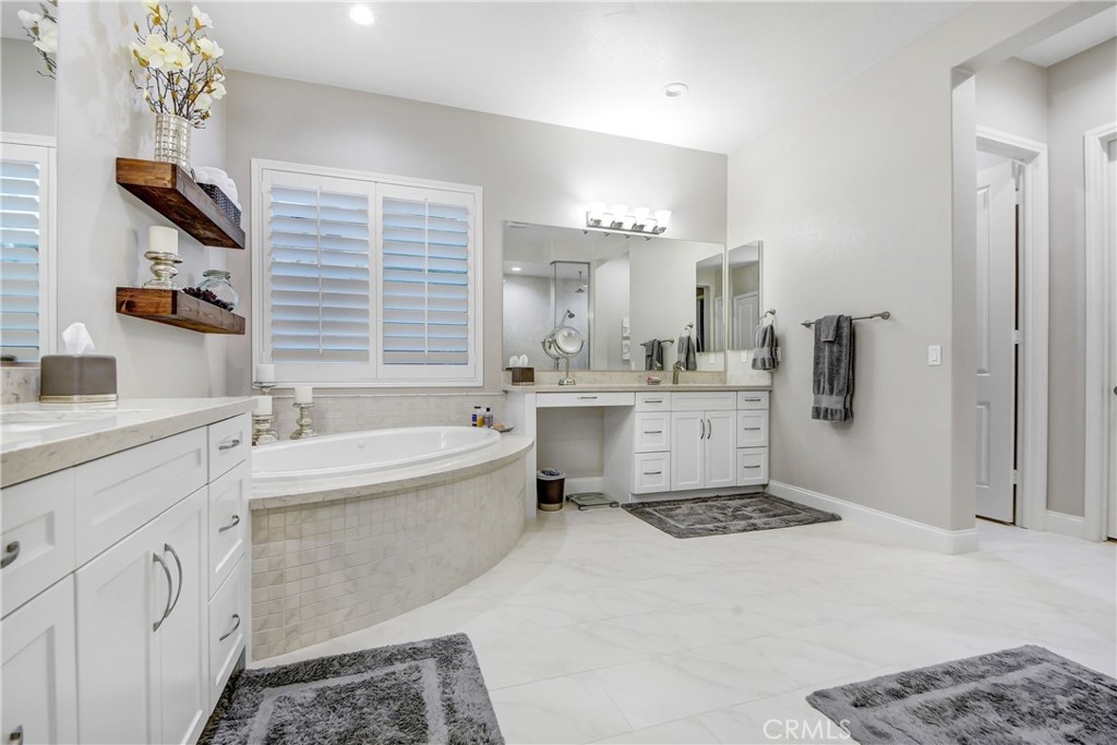 5638 Capella