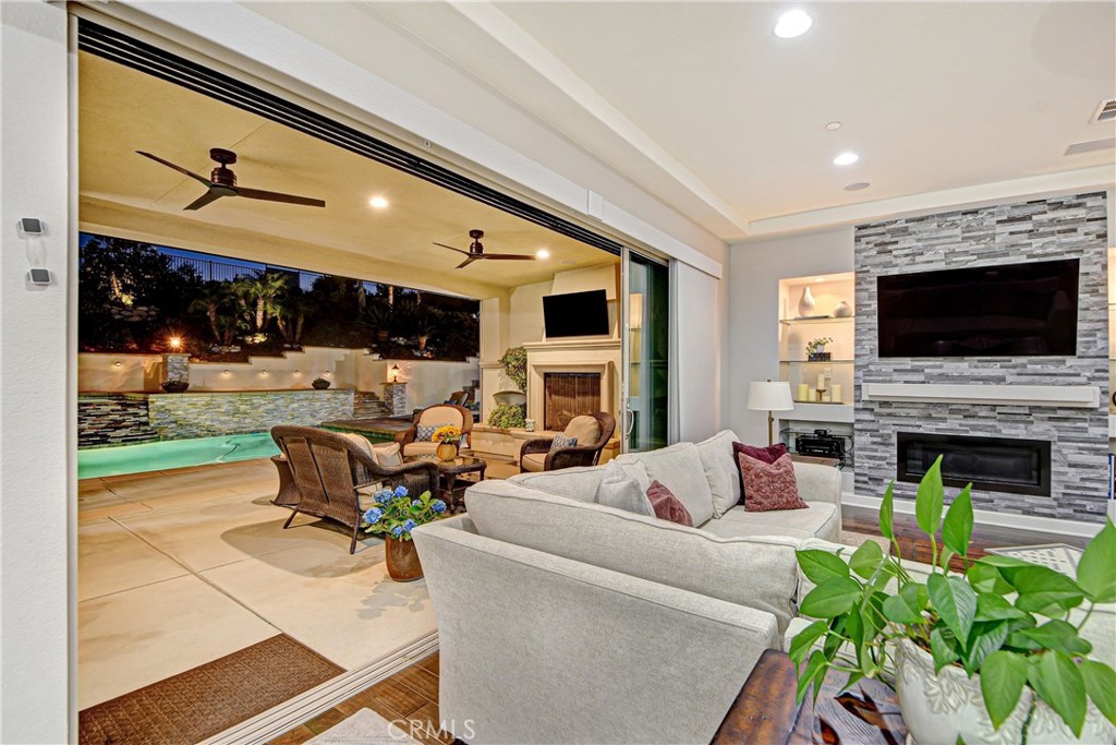 5638 Capella
