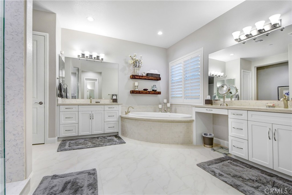 5638 Capella