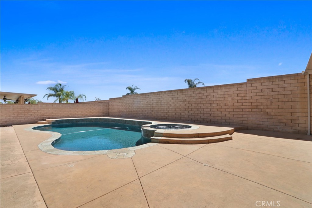 5052 Glenwood
