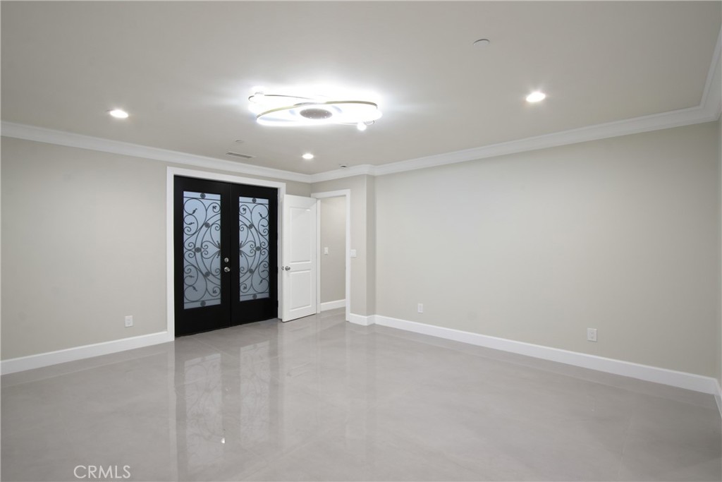 13715 Copley