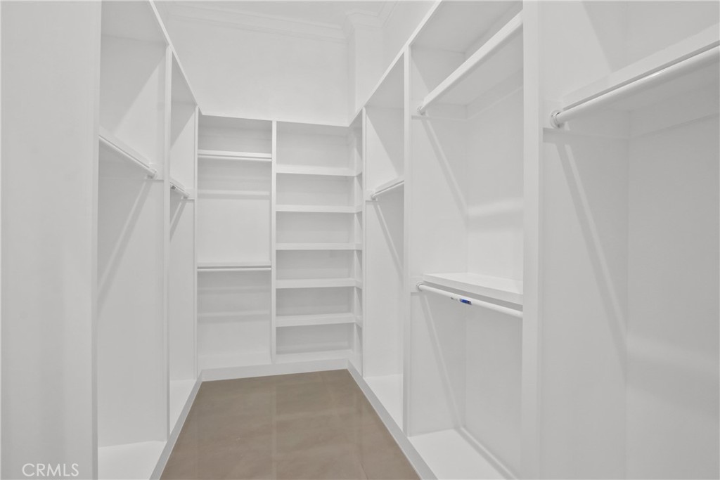 13715 Copley