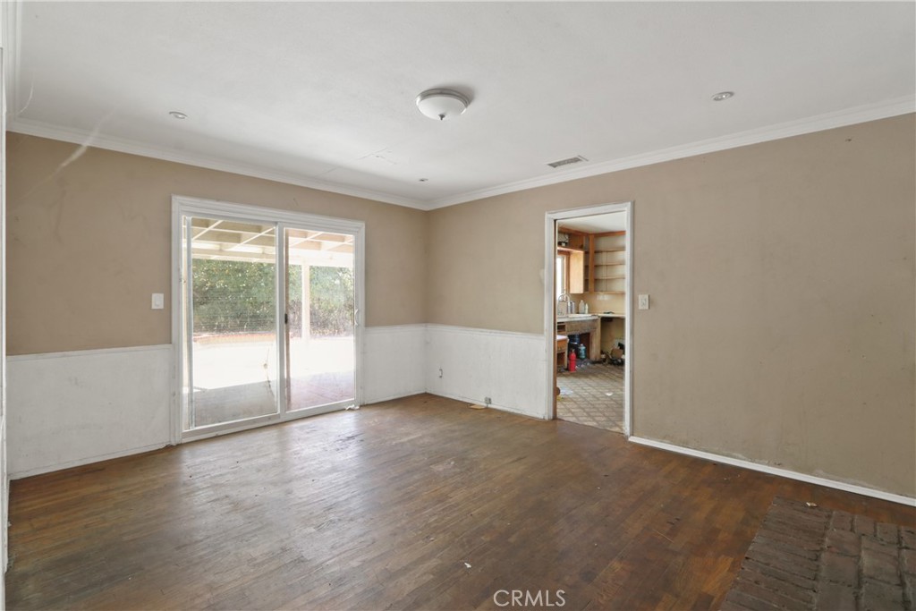 1432 W Birchmont