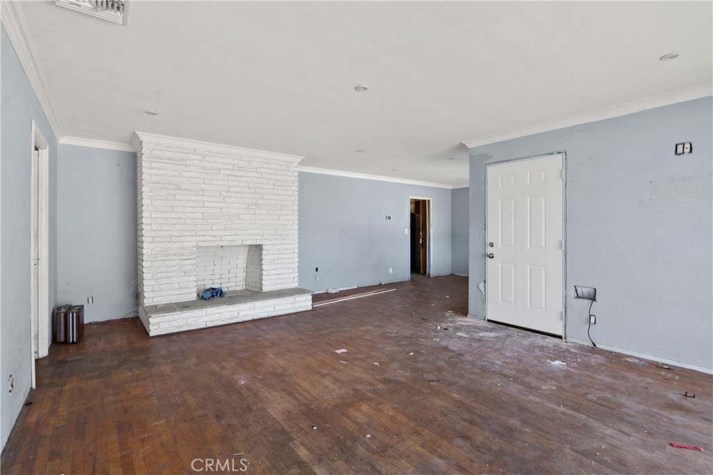 1432 W Birchmont