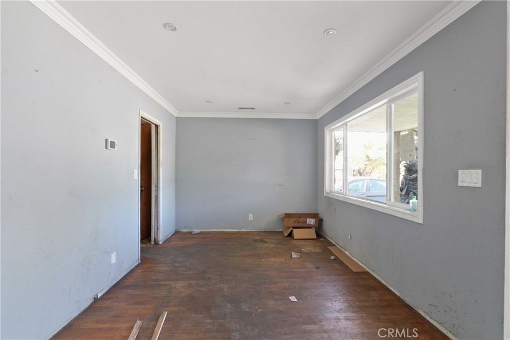 1432 W Birchmont